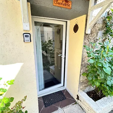 Gasthof Chocolaterie - Chez Jordan & Olivia 3*
